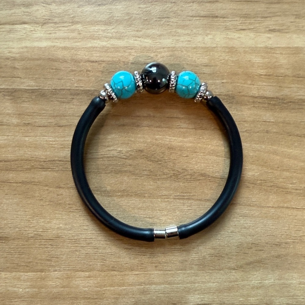 Elegant Black and Turquoise Beaded Bracelet
